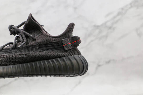 Adidas Yeezy Boost 350 V2 Static Black REFLETIVO - Imagem 5
