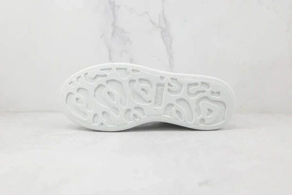 Alexander McQueen Oversized White - Imagem 5