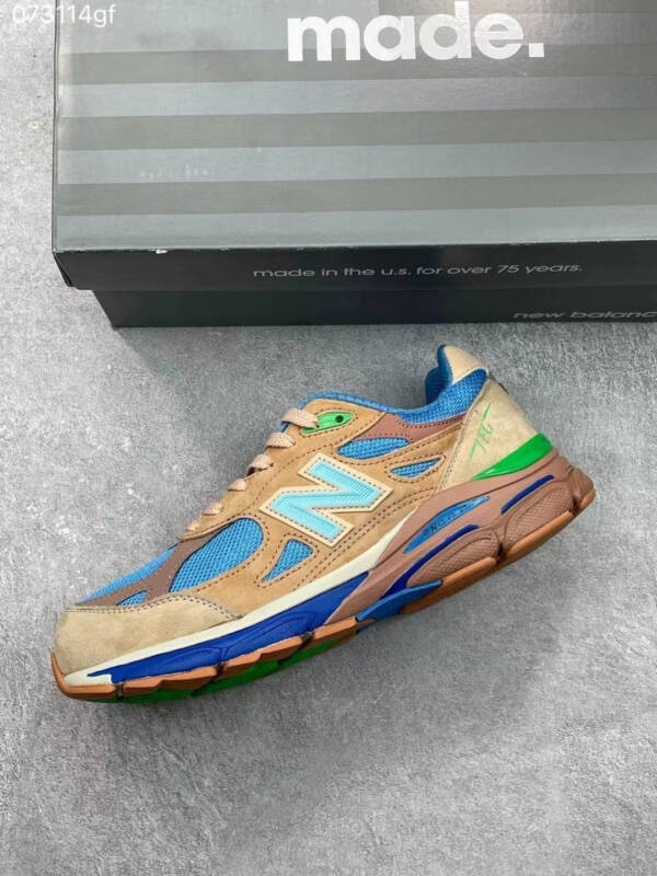 New Balance 990v3 "Outside Clothes" - Imagem 4